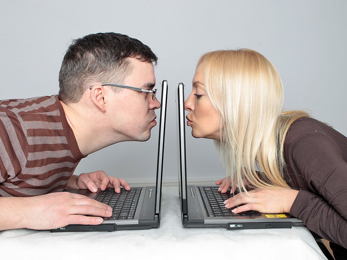Искать по фото на сайтах знакомств в интернете